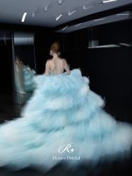 点击看大图 -Renee芮亦婚纱