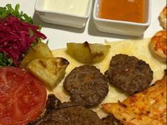 -Efes Turkish & Mediterranean Cuisine 艾菲斯餐厅(陆家嘴店)