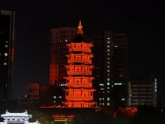 -绳金塔