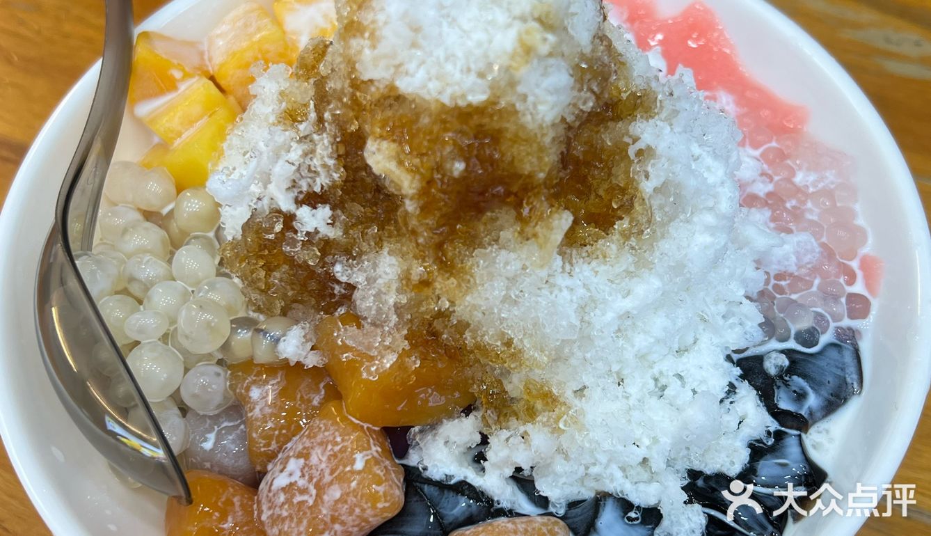 龙洞夏天必吃鲜芋甜品🍧料多到像小山