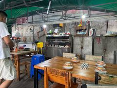 -超越海鲜屋(飞龙物业店)