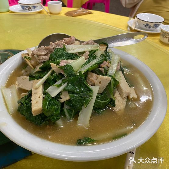 鸿达大排档