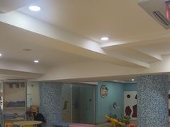 -乐悠游亲子游泳俱乐部