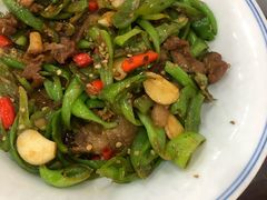 -湖南人家湘菜馆(镇江路店)