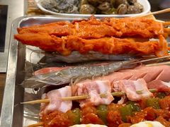 -哈尔滨小酒馆·鲜肉现穿自助烧烤(康新花园店)