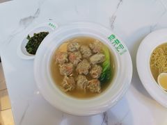-袁亮宏饺子云吞(侯家桥菜场店)