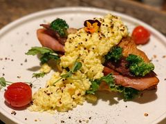 -HIGH FIVE哈福手工汉堡(桂林路店)