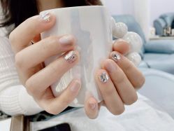 -秀色美甲美睫纹绣护肤