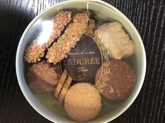 -ladurée(戴高乐机场T 2F店)