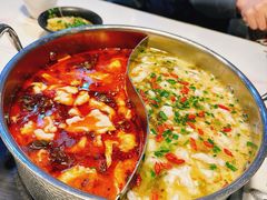 -德林酸菜鱼火锅(南丹店)