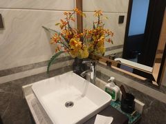 -和子足浴SPA会馆(东方之门店)