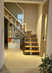 -百秀名媛纹绣美学护肤中心