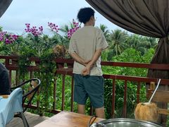 -万兴启丰椰子文化园餐厅