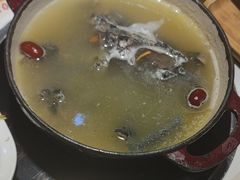 -黑鸡小馆(金源店)