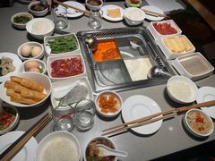 -海底捞火锅(宝龙广场夜宵主题店)