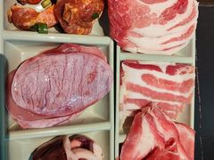 -梨花甄选自助烤肉(小寨原力场店)