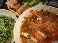 -大头虾越式风味餐厅(光明广场店)