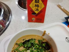 -龍歌自助小火锅(市南金茂湾店)