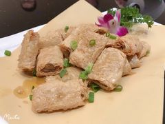 腐皮包黄鱼-好兄弟郭巨海鲜(天一阁店)