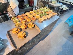 -董哥山城碗碗香(美专校街店)