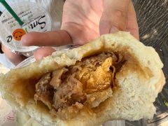 咸蛋黄超人包-老陶包子铺(南大西南村店)