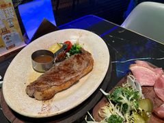 -DEEP·深美式餐吧(五棵松华熙LIVE店)