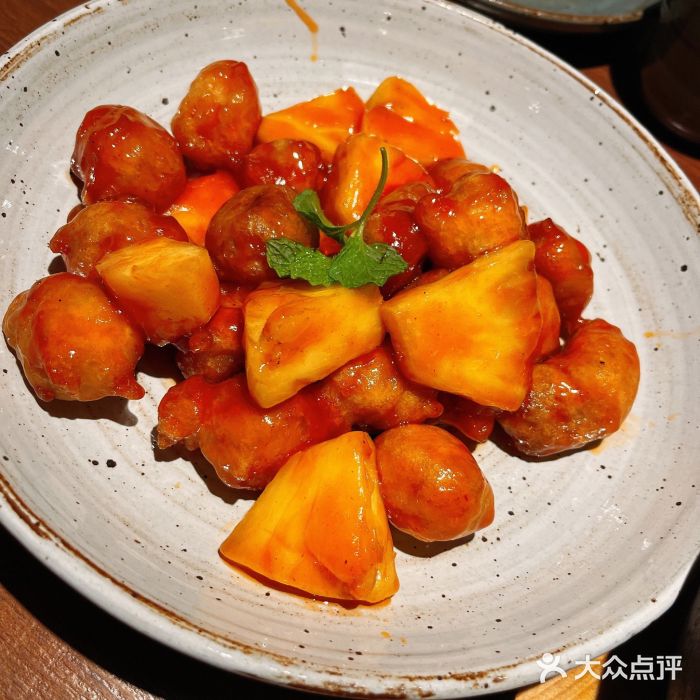 青年公社烤鸭(宝杨宝龙广场店)菠萝咕咾肉图片