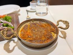 热的鹰嘴豆泥酱上边加羊肉-Pasha帕夏土耳其餐厅(南昌路店)