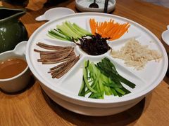 鸡丝凉米线-云海肴·汽锅鸡·云南代表菜(东坝金隅店)