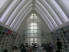 -钟书阁(松江泰晤士小镇店)