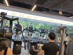 -超鹿运动(达信大厦店)