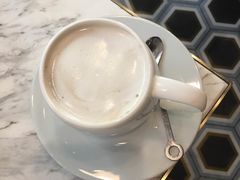 -La Mer Restaurant & Lounge