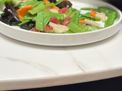-大连星海皇冠假日酒店