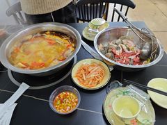 -周良天山牛杂城(天山路总店)