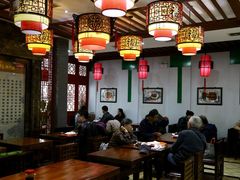 大堂-石头门坎