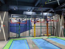 -反弹蹦床公园·亲子乐园·团建·派对(尚品奥莱店)