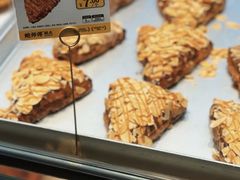 -鲍师傅糕点(江苏路店)
