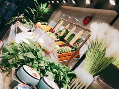 -金滏山烤肉·海鲜·火锅自助餐厅(襄阳万达店)