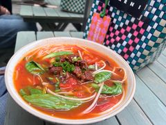 -粉八·云南米线·建水烧烤(常熟路店)