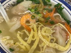 鲜肉馄饨-长人馄饨铺(解放街店)
