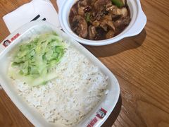 黄焖鸡饭-南城香·饭香串香馄饨香(赵公口店)