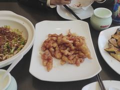 糖醋里脊-老牌坊•鲁菜名店•地道济南菜(大观园商埠店)