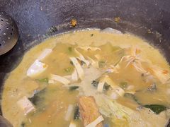 -陈大锅·岳阳鱼馆·地道岳阳菜(美食街店)