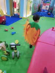 点击看大图 -咔叮卡丁·儿童室内赛车馆