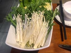 -鸿通城购物中心