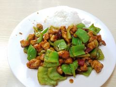 老味辣子鸡丁盖饭-臻味斋