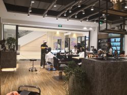 -Mentor Hair Salon