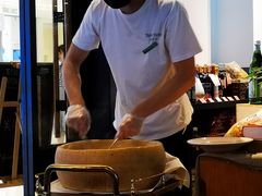 意大利传统车轮面-新贝乐意大利餐厅(苏州中心店)