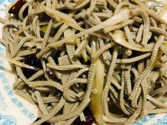 五香豆腐丝-老爆肚满五香烧牛羊肉