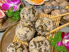 -围炉肉舍•炭烤活鳗•丹东海鲜烤肉(步行街店)